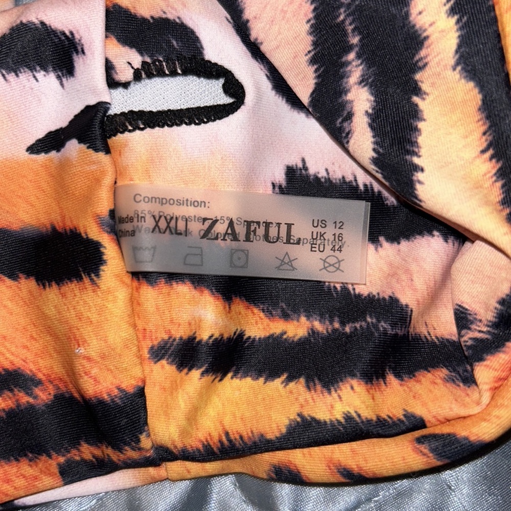 ZAFUL TIGER ๐
BIKINI TOP - Picture 3 of 3